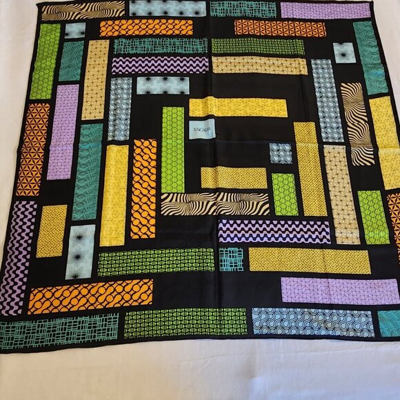Vintage Escada Multi-Color Patchwork Quilt Black Background Silk Scarf Luxury - Picture 13 of 13